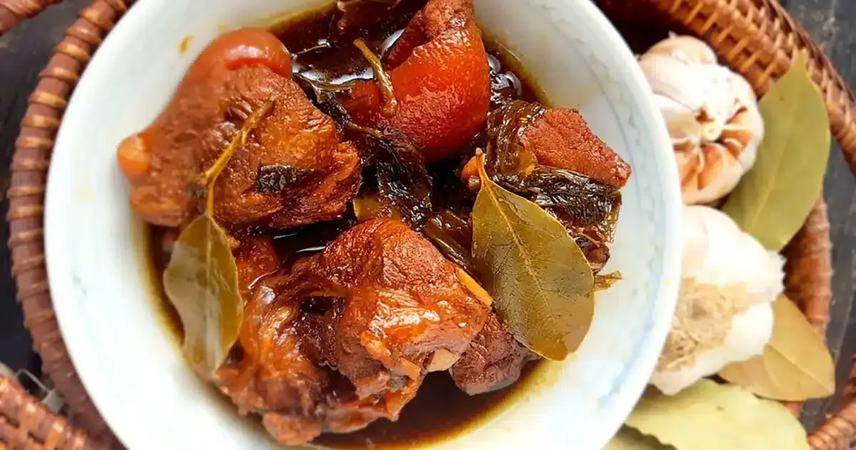 Adobo-possu