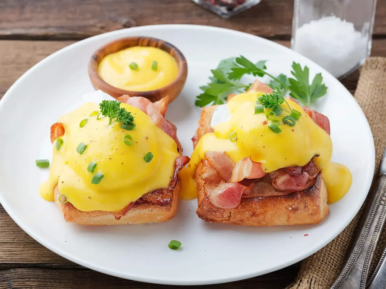 Eggs Benedict