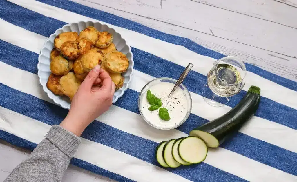 Friteeratut kesäkurpitsat