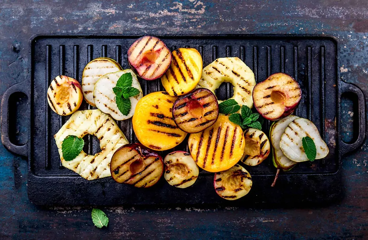 Grillatut Cava-hedelmät