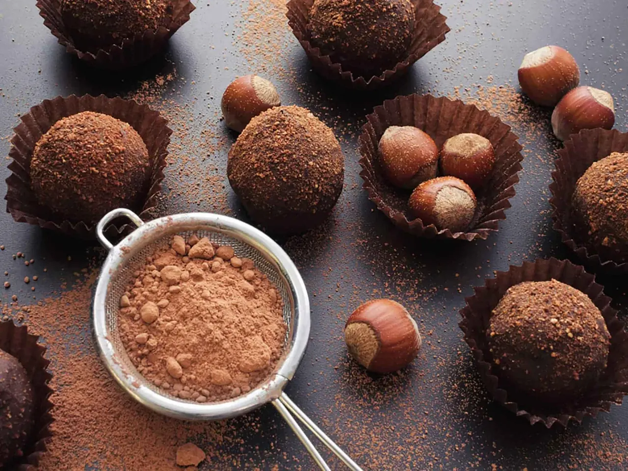 Hasselpähkinä Petit Fours - pienet ranskalaiset leivokset