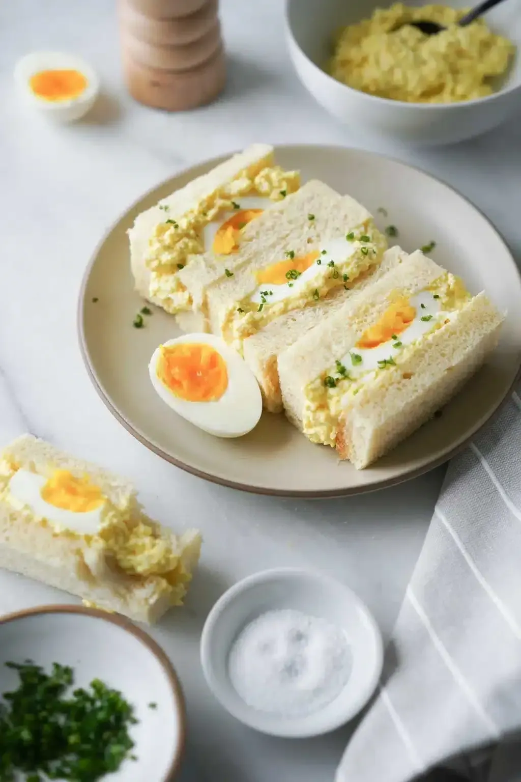 Tamago sando  - japanilainen kananmunaleipä