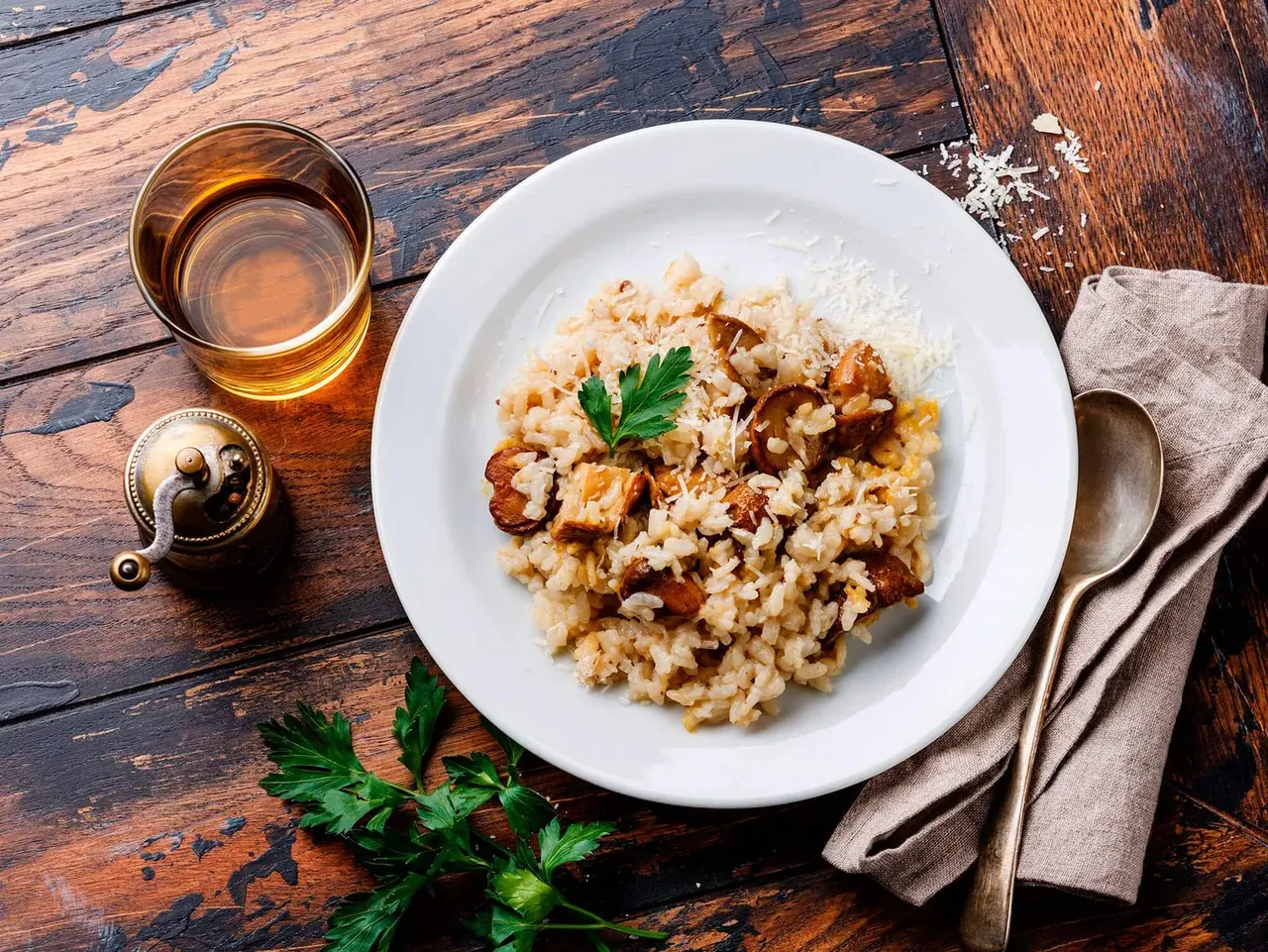 Kanttarelli-savukylkirisotto