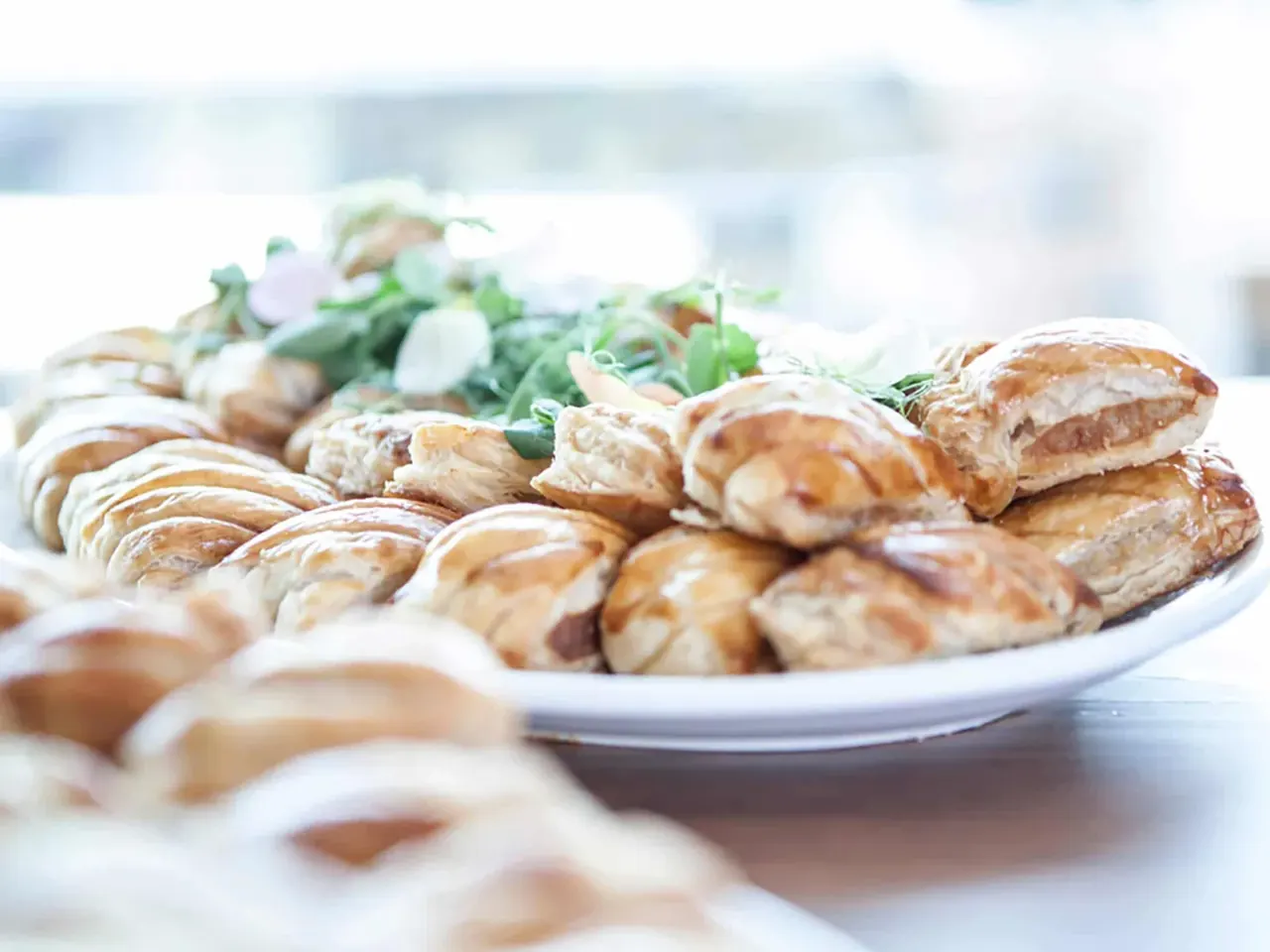 Kutkuttavat kana-fetapasteijat