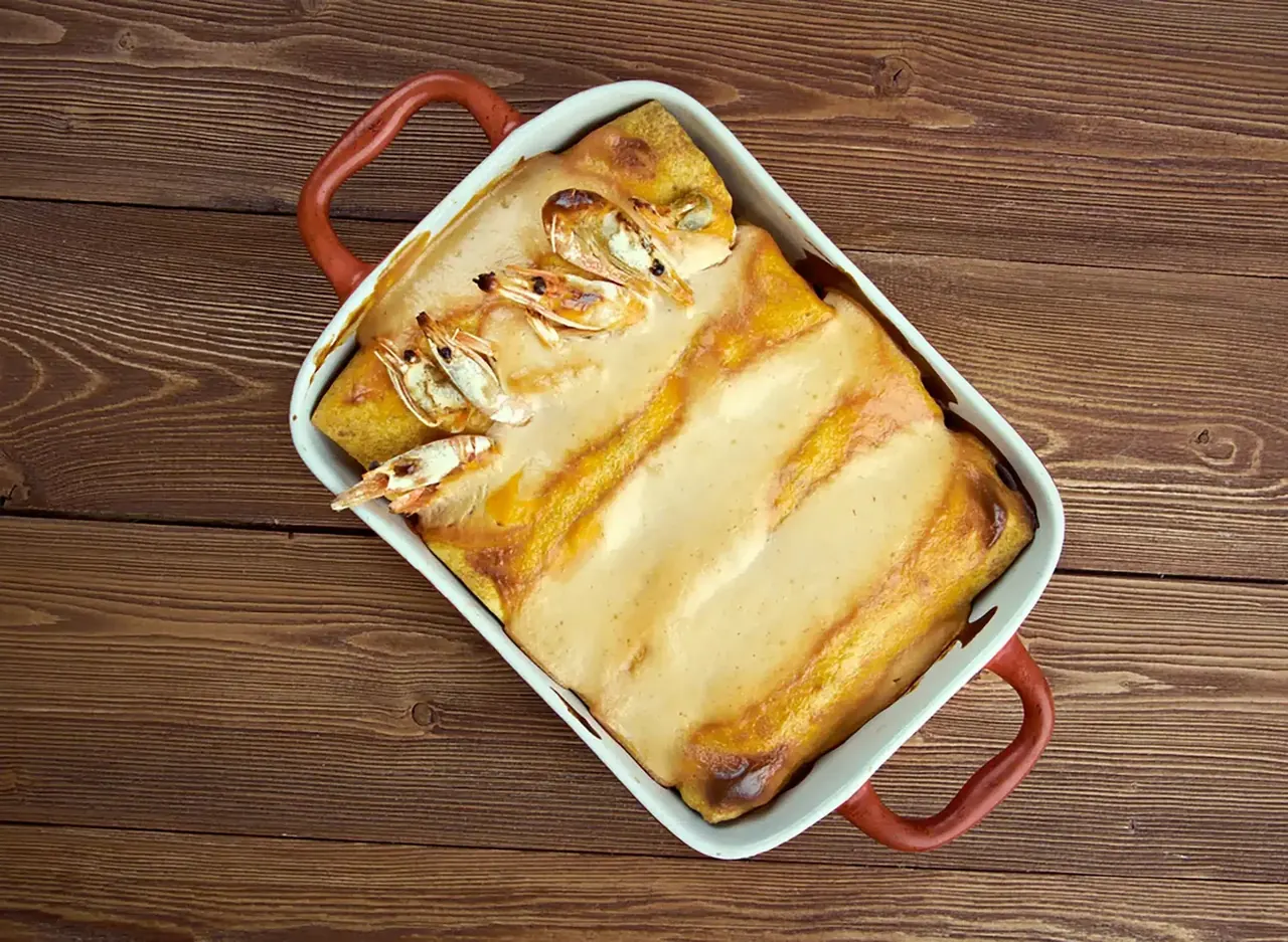 Meksikolaiset lohienchiladat