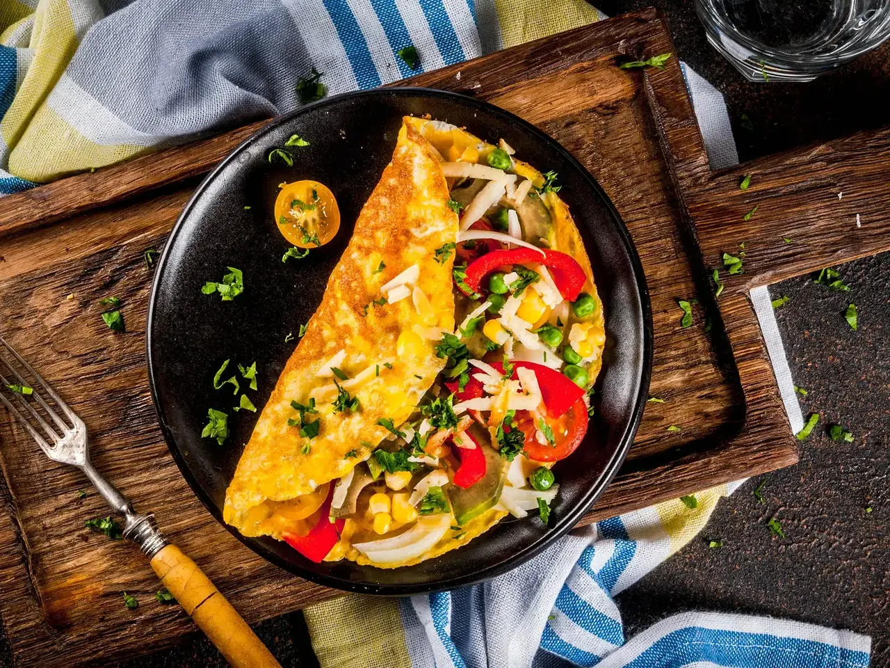 Maissi-couscousmunakas ja halloumi