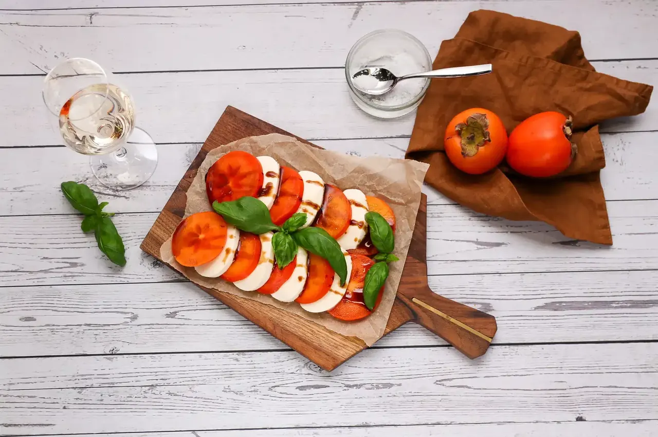Persimon Caprese