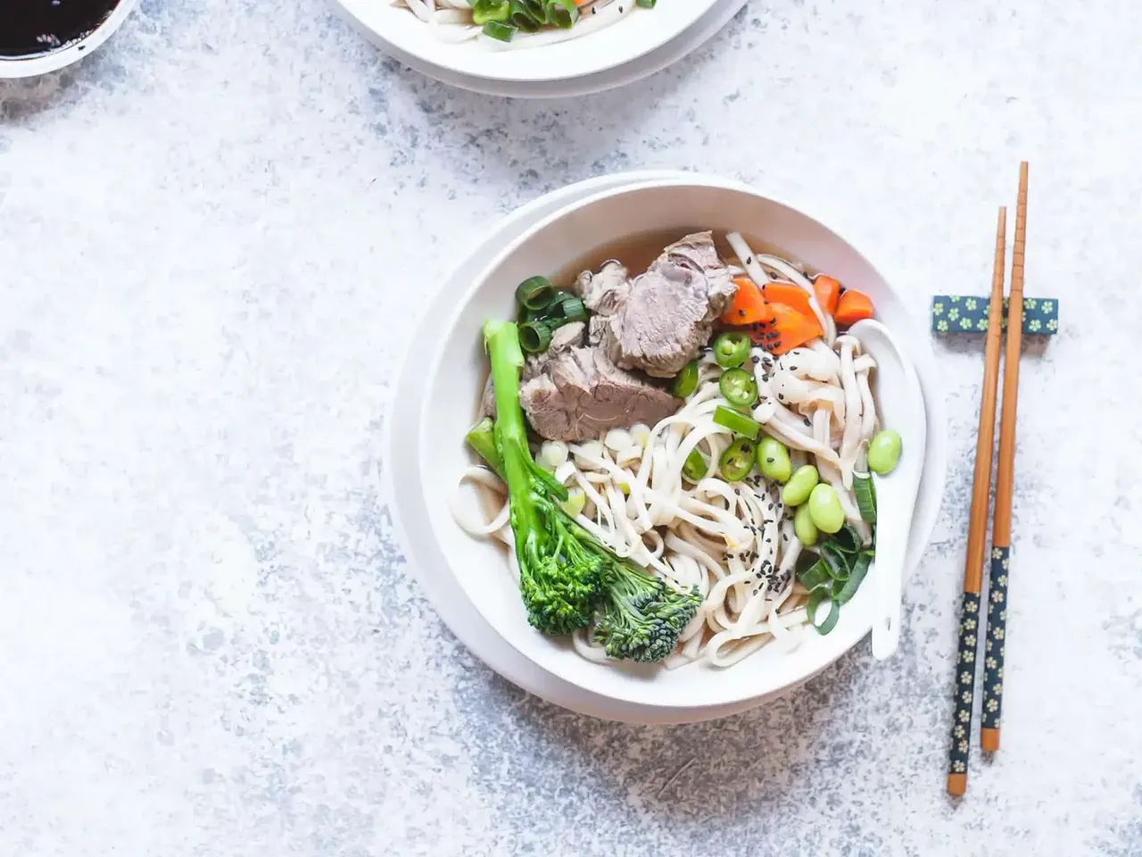 Pho-kesäkeitto