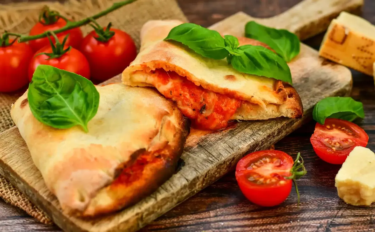 Salami Calzone