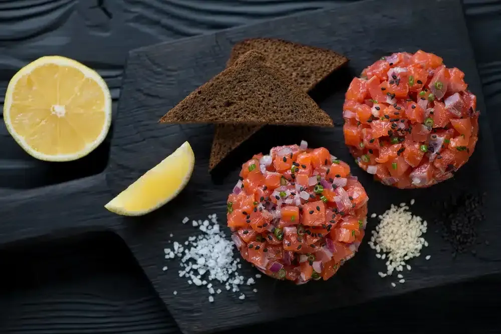 Savulohitartar