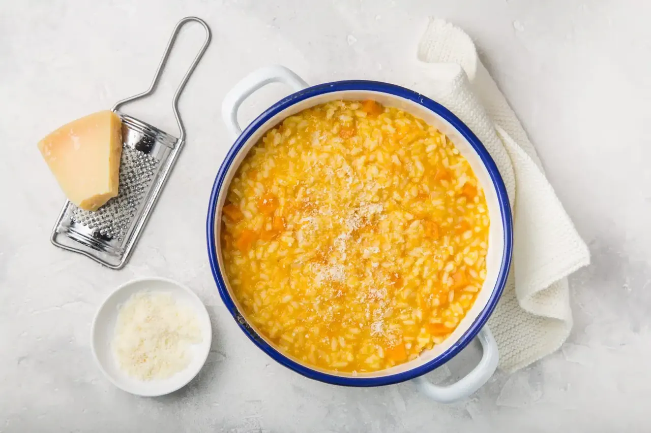 Kurpitsarisotto parmesaanilla