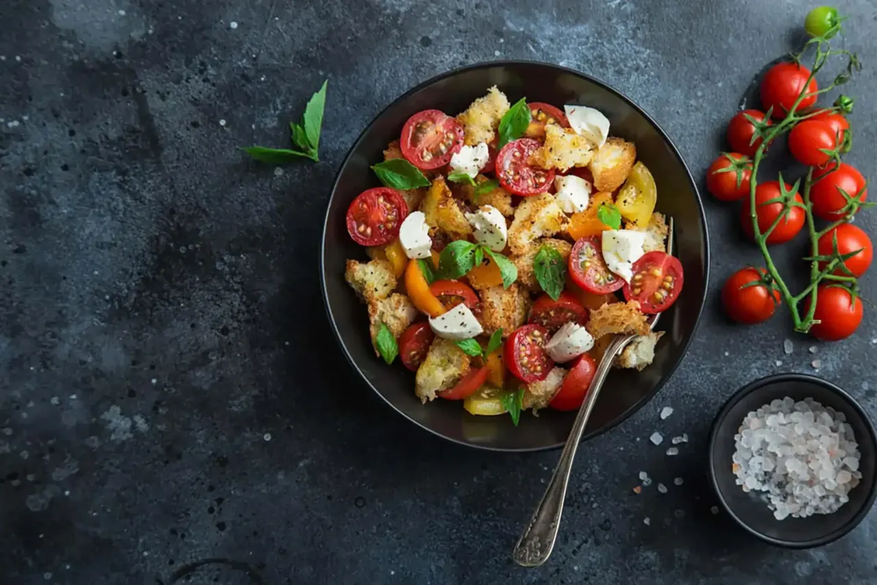 Toscanalainen panzanella